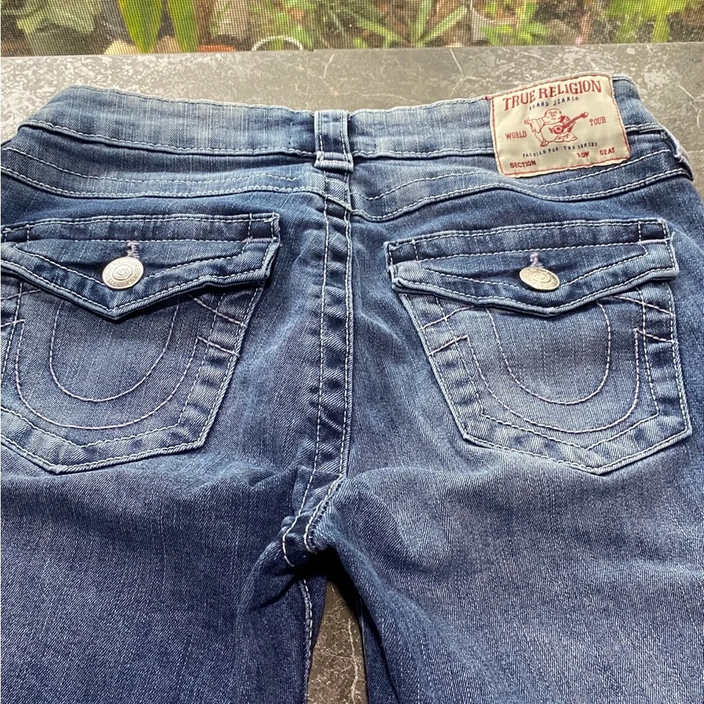 True Religion Jennie Curvy Capri Jeans – Size 27 – Flap Pocket Classic Y2K Vibes - Picture 5 of 8